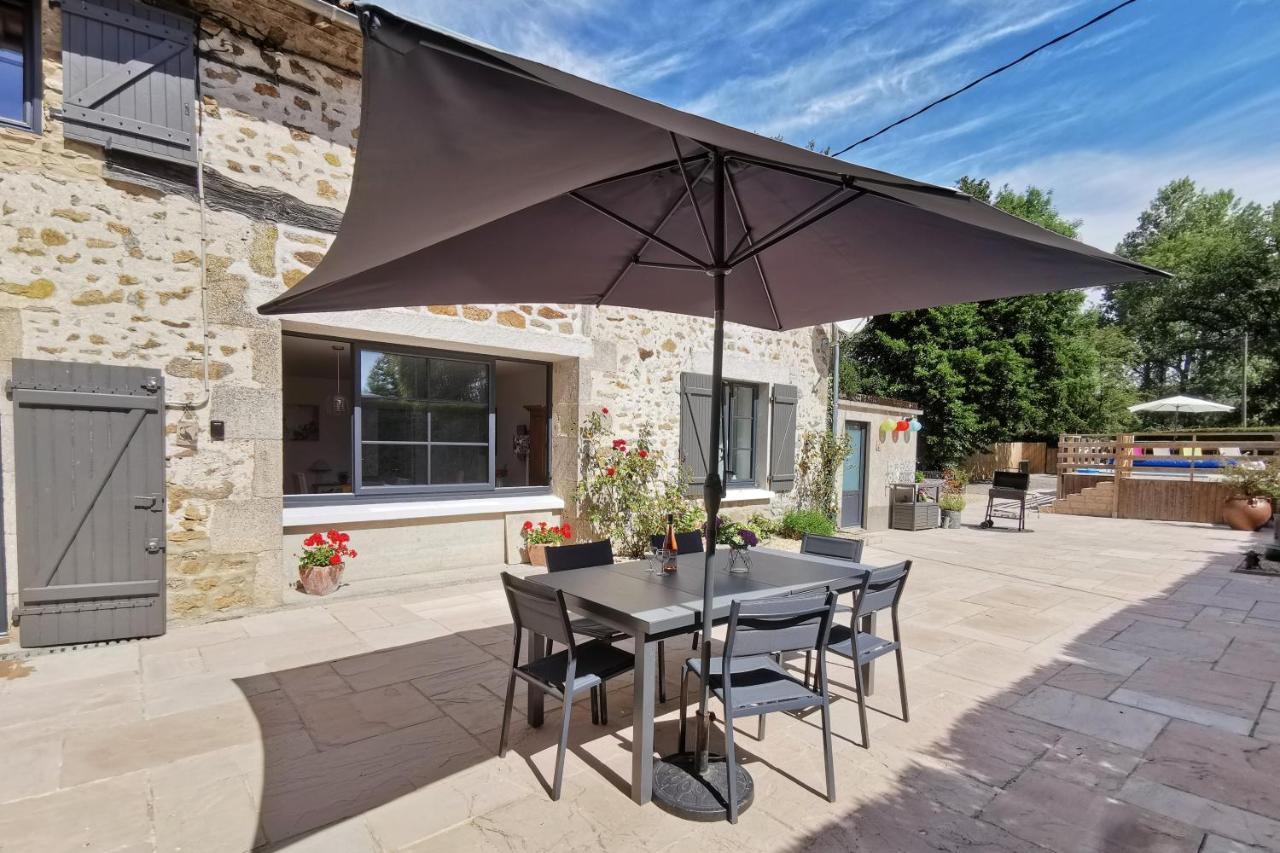 Gite Du Moulin Toucan Berneuil  Εξωτερικό φωτογραφία